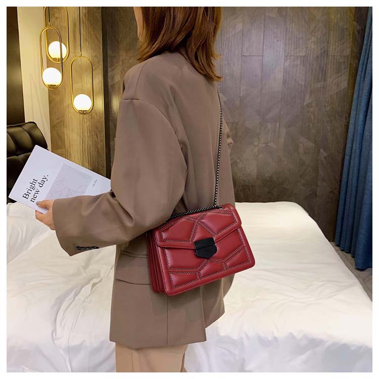 Bolso Bandolera de Cadena con Tachuelas para Mujer