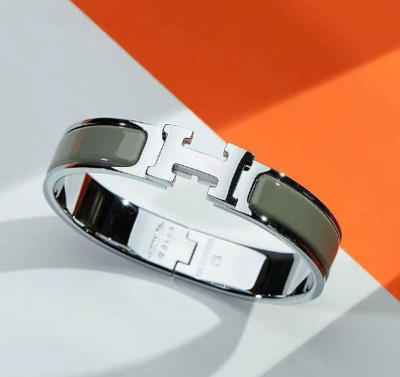Pulsera Hermès H de Acero de Titanio (Pieza Única)