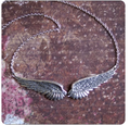 Collar Declarativo con Alas de Ángel Vintage