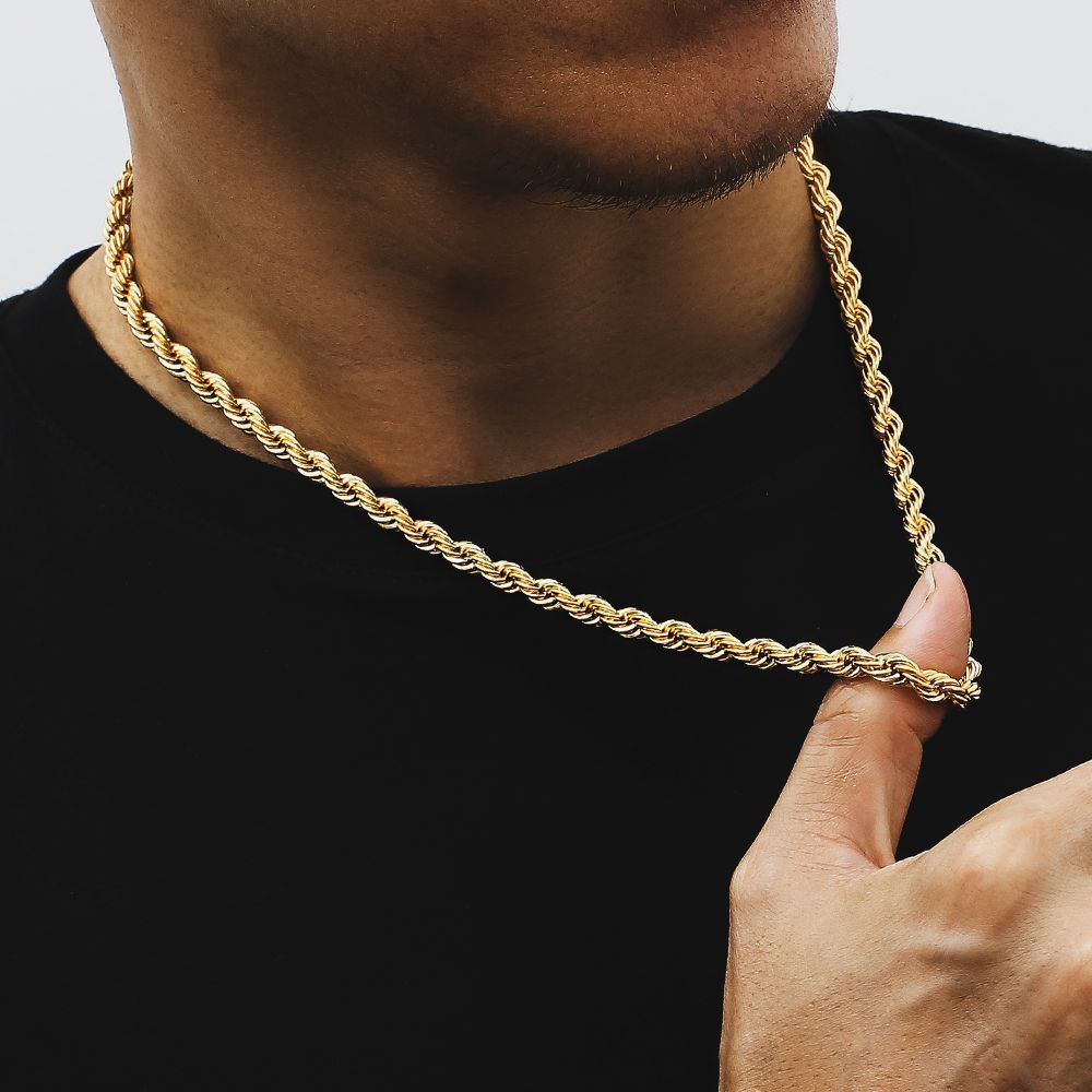 Collar de Cadena de Torsión en Acero Inoxidable Chapado en Oro de 18K