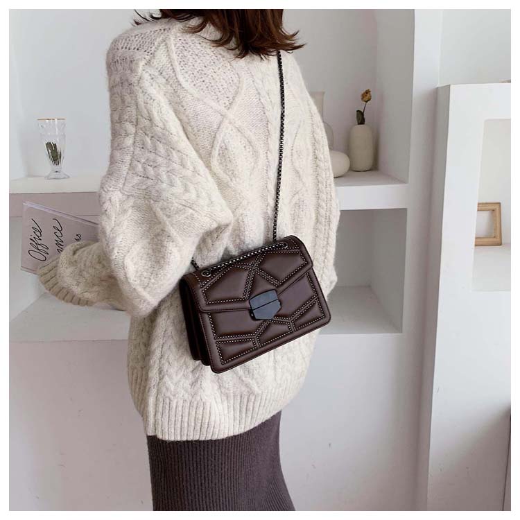 Bolso Bandolera de Cadena con Tachuelas para Mujer
